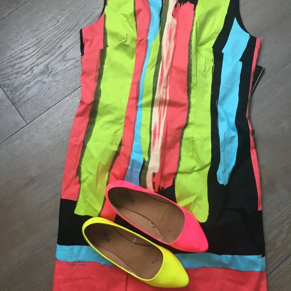 Colorful Dress - Picture 2 of 7